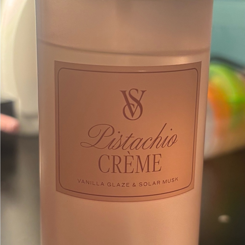 Victoria's Secret Pistachio Crème Body Mist